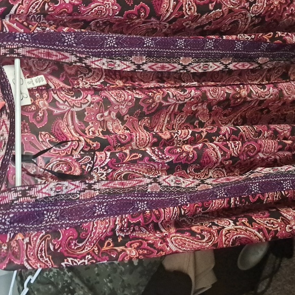 VS swim top Lg.  w/Jess Simpson OS cover up OR Kimono - Picture 3 of 7